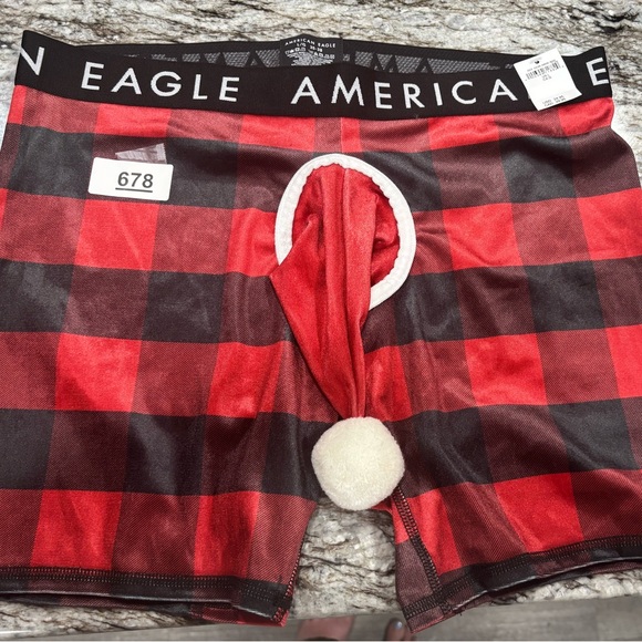 American Eagle Men’s Novelty Christmas Briefs NET Size Large - Picture 1 of 4
